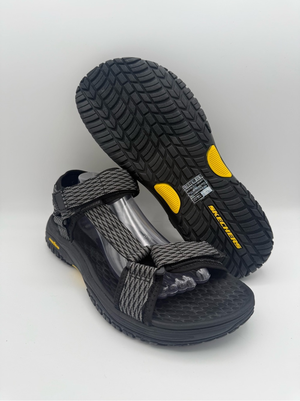 Mens Skechers Lomell Rip Tide Black Goodyear Relaxed Fit Luxe Foam Sandals Sz 12